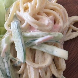 サラダパスタ